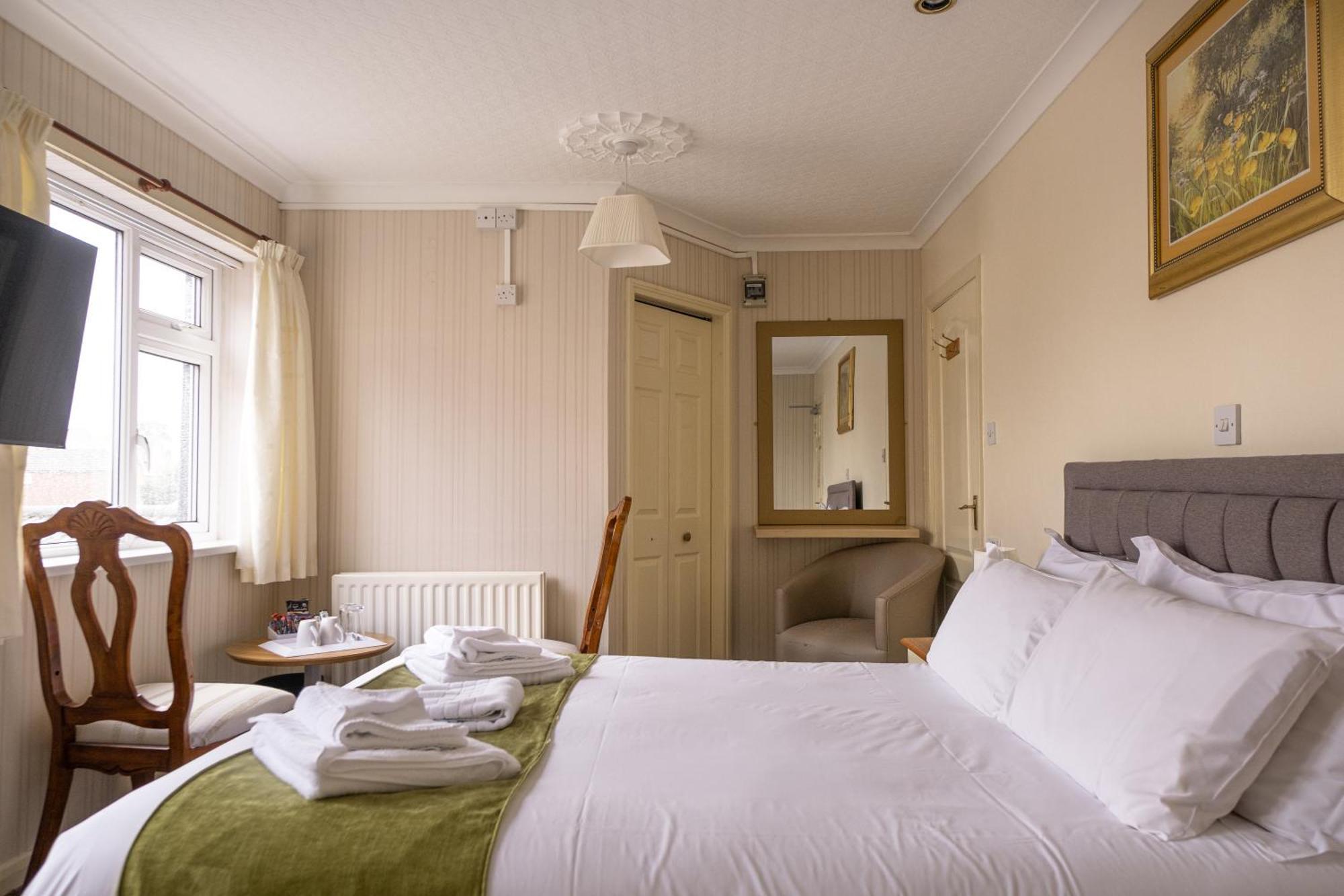 The Kildare Bed & Breakfast Скегнес Екстериор снимка