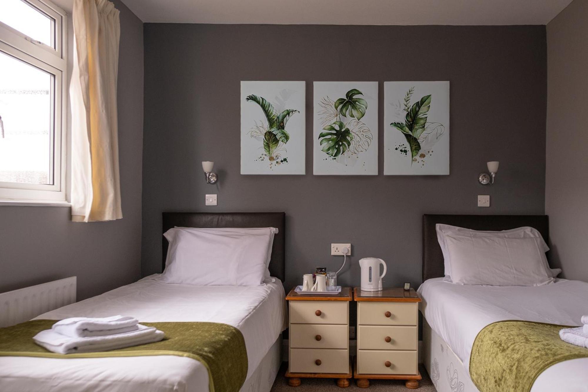 The Kildare Bed & Breakfast Скегнес Екстериор снимка