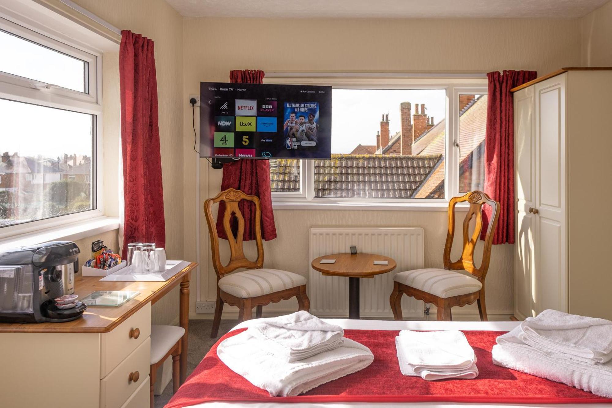 The Kildare Bed & Breakfast Скегнес Екстериор снимка